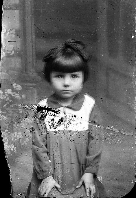 Archive photos of Romanian people 