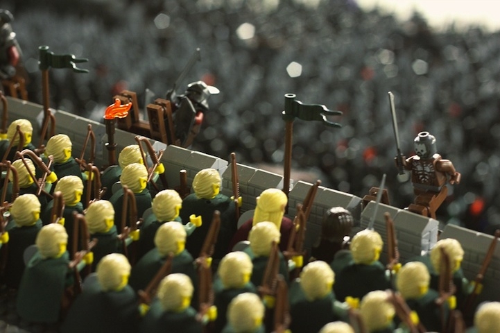 Over 150,000 LEGO Bricks Are Used to Recreate the Scene From LOTR