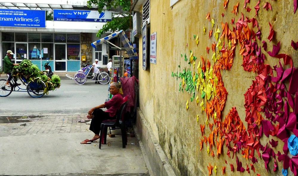 She Makes Beautiful Street Art From Thousands Of Origami Creations