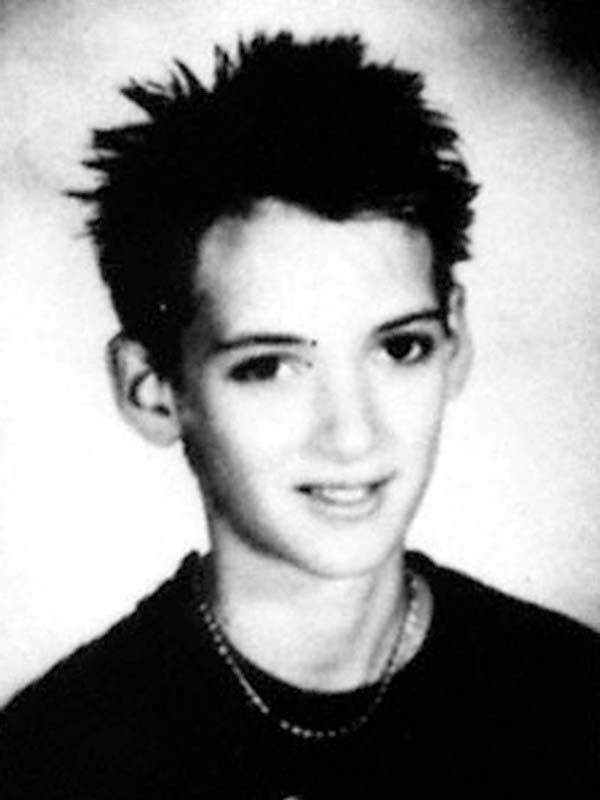 These 20 Celebrities’ Yearbook Photos Are Hilarious… And Kinda Weird