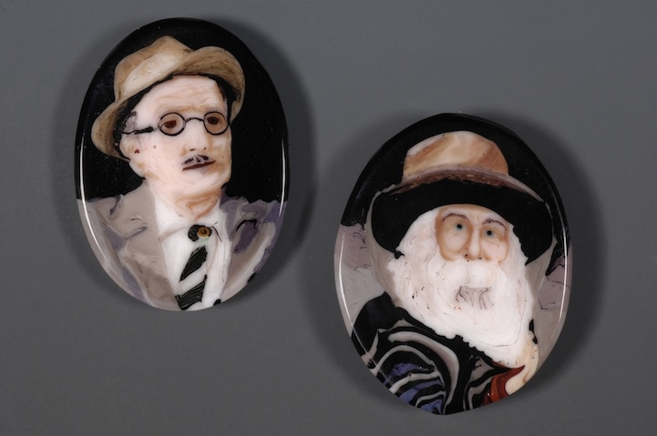 Glass Portraits Are Sliced Incredibly Like a Loaf of Bread