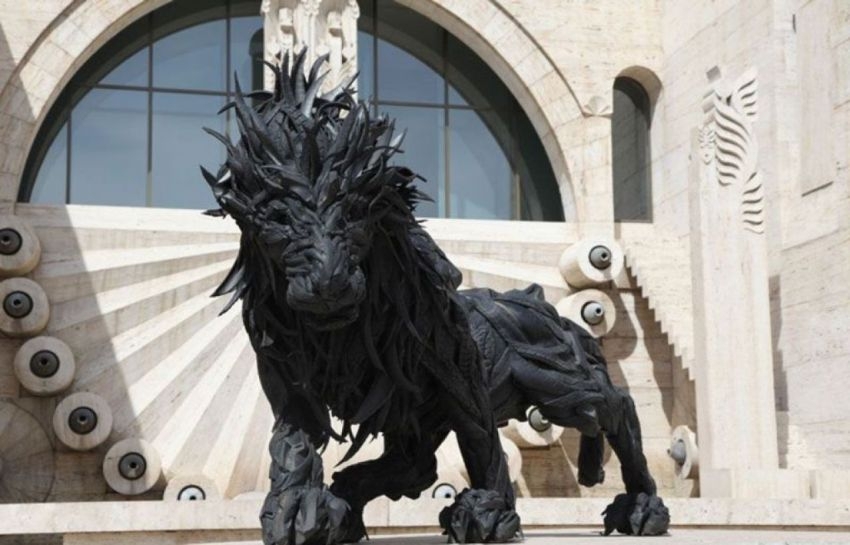You Won’t Believe What This Artist Did With Your Old Tires. 