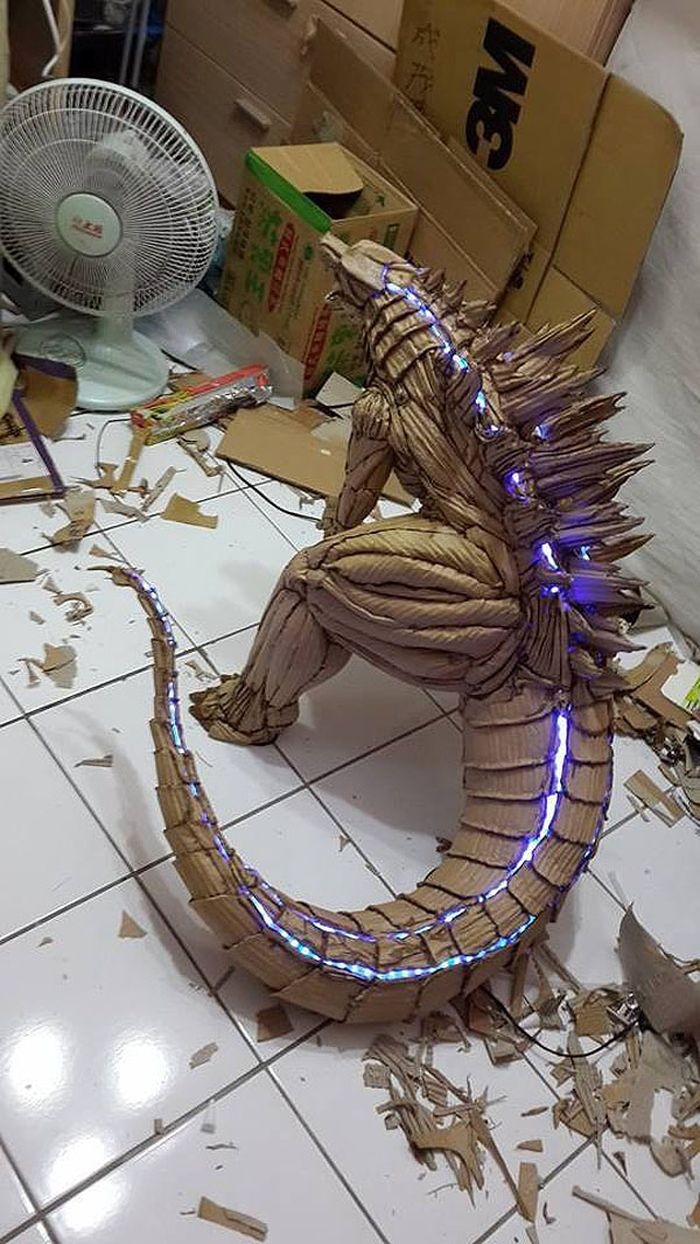 The Stuff This Guy Makes Out Of Cardboard Is Simply Incredible