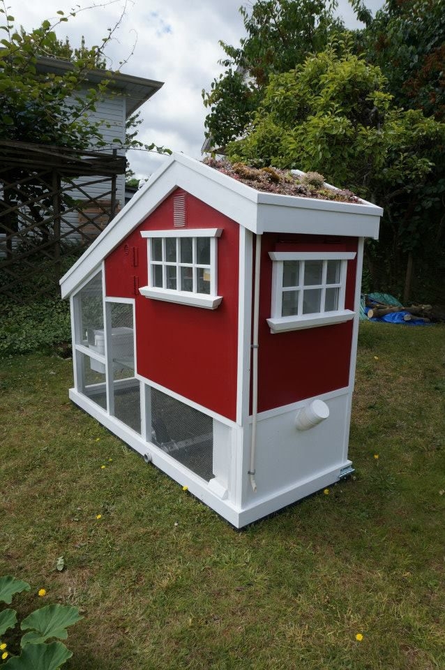 This Chicken Coop Is Cooler Than Most Human Houses.