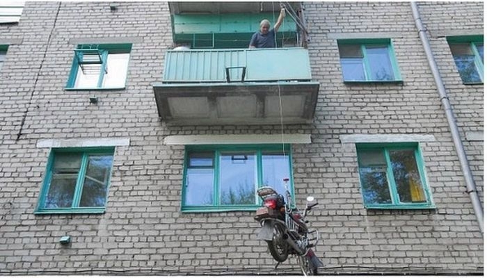 How To Park A Motorcycle On A Balcony