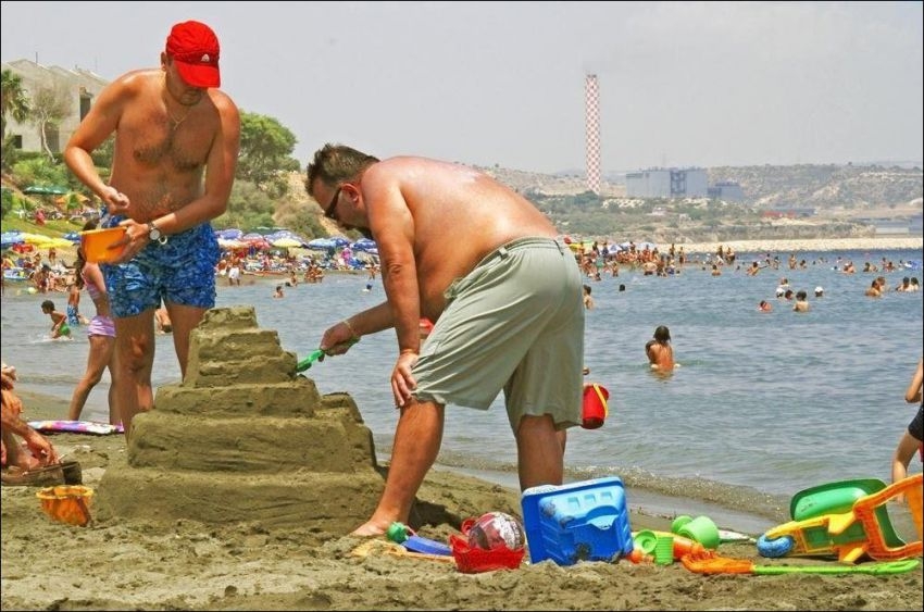 Hilarious beach photos
