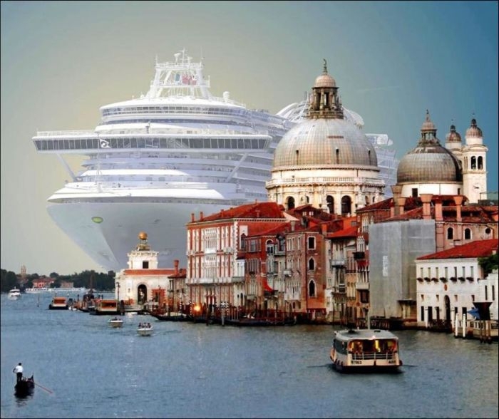 Stunning Cruise Ship In Venice 