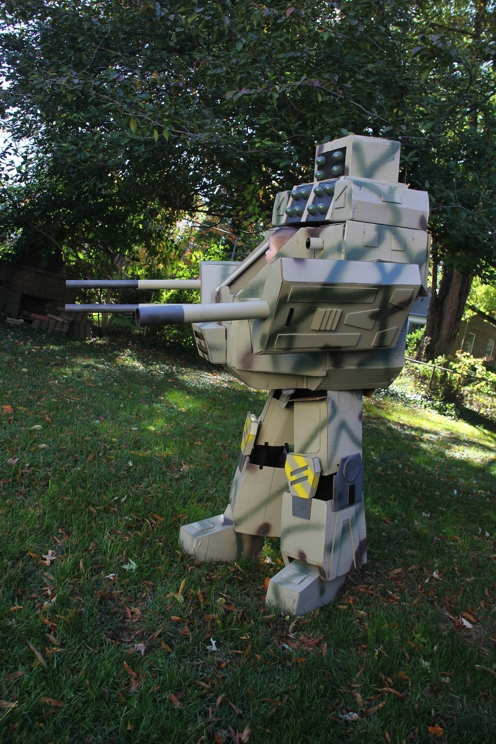 Geeky Dad Builds The Perfect Costume For Him And His 6-Month-Old Son
