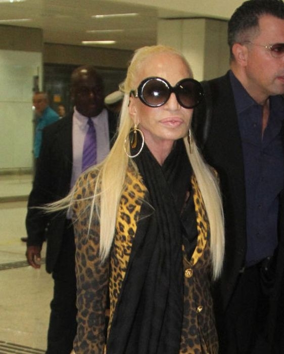 Donatella Versace Needs To Stop Getting Plastic Surgery