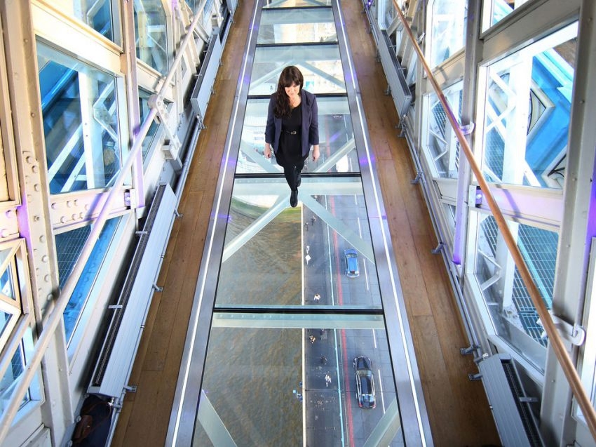 New Glass Flooring Across Tower Bridge's High-Level