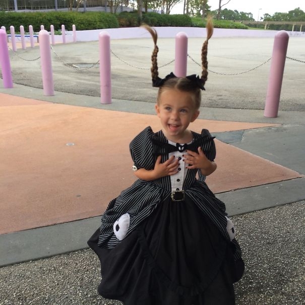 Mom sews Disney costumes for her daughter