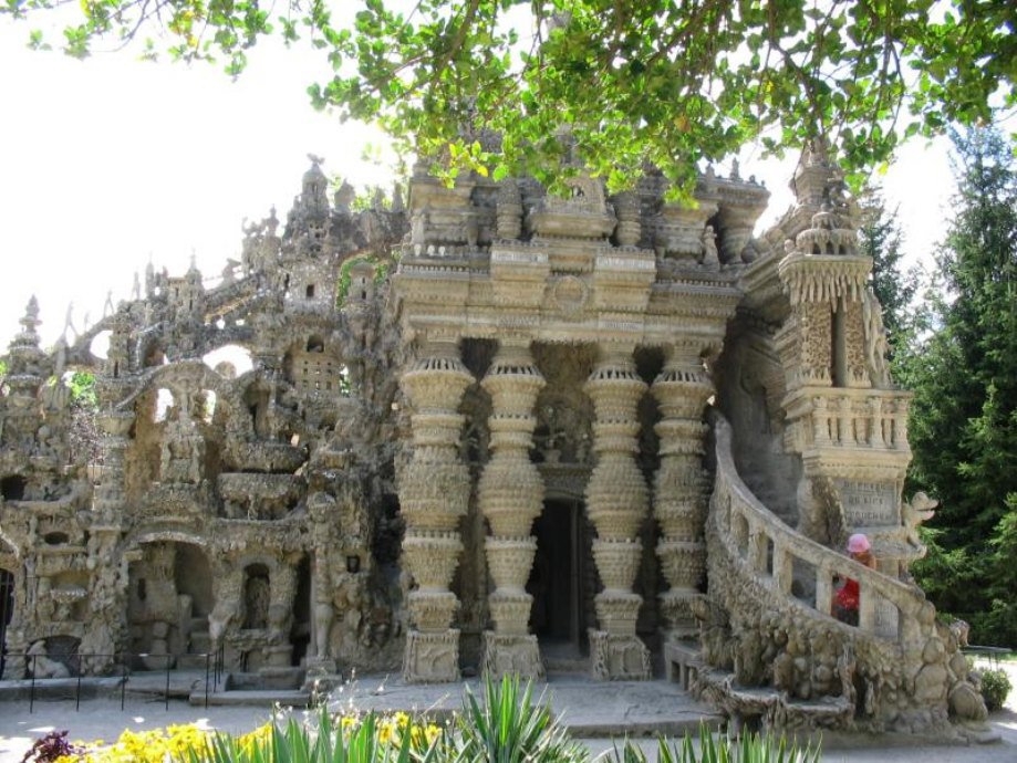 A postman spent 33 years building a palace for himself by hand