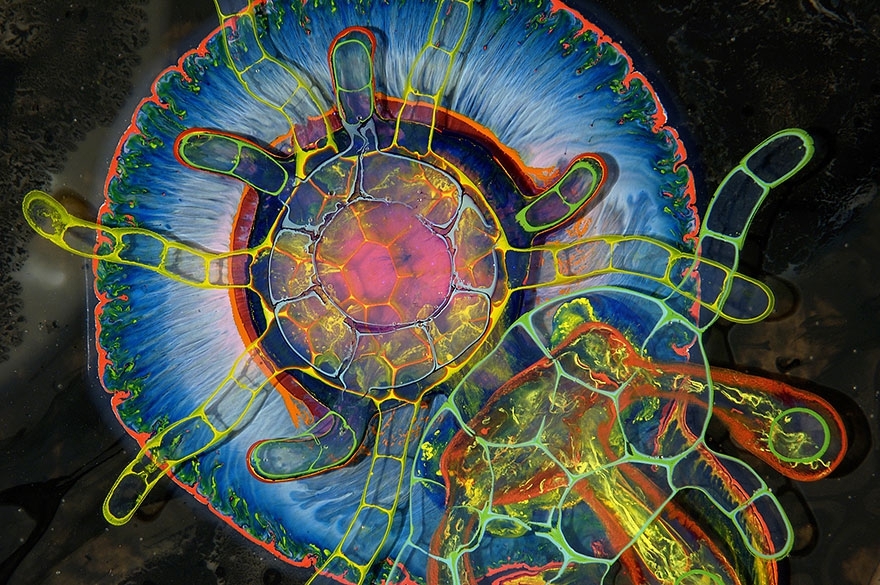 Artist Creates Psychedelic Art By Pouring Paint And Resin