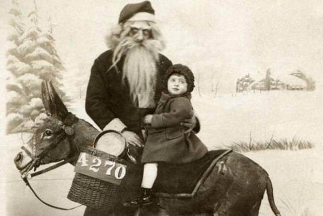 31 Santas That Should Be Kept Away From The Innocents
