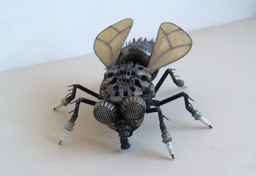 I Recycle Old Motorbike Parts Into Steampunk Animal Sculptures