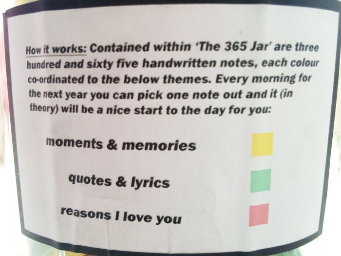 Perfect Boyfriend Puts 365 Love Notes In A Jar For His Girlfriend