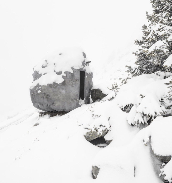 Boulder-Shaped Cabin Perfectly Camouflages in Swiss Alps