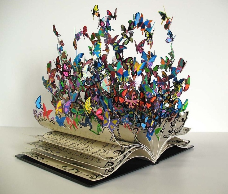 Post The Most Beautiful Examples Of Sculptures Made Out Of Books