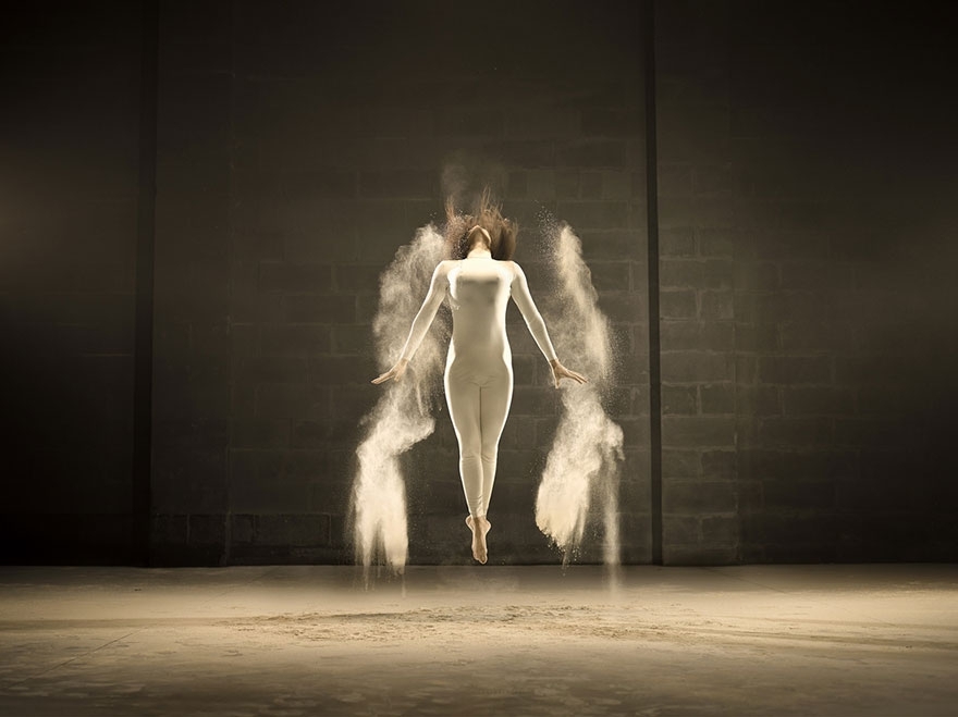 Photographer Freezes Dancer In Time Through Clouds Of Powder