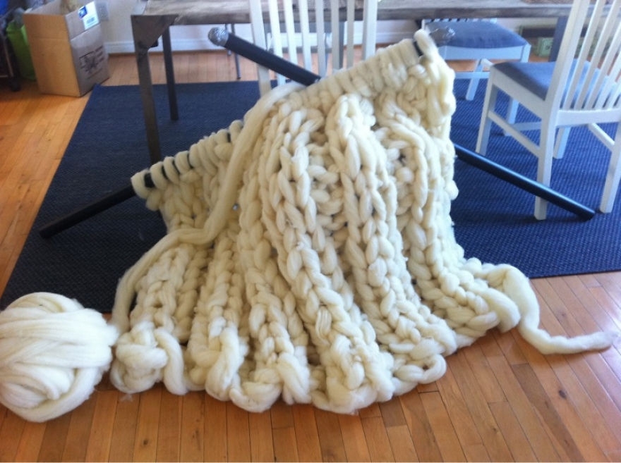 She Just Knit With Giant Needles And Yarn