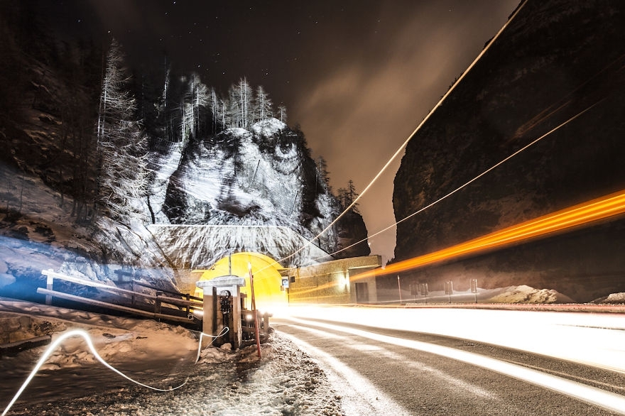 Philippe Echaroux Uses Light Projections To Create Street Art