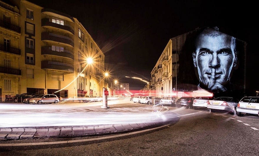 Philippe Echaroux Uses Light Projections To Create Street Art