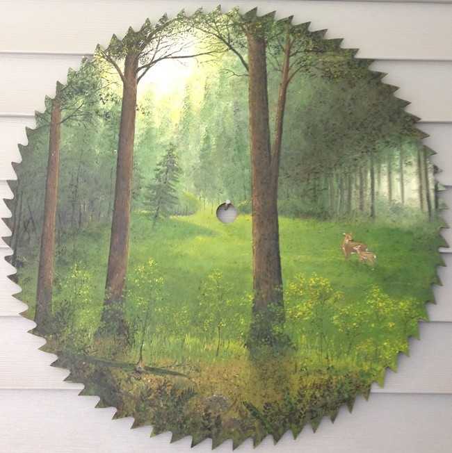 Most People Would Overlook An Old Saw Blade...But Not This Artist