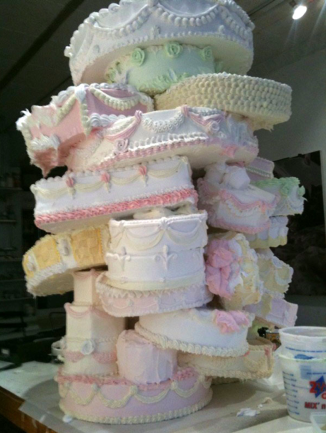 25 Wedding Cakes So Bad You Might Reconsider Getting Married Altogethe