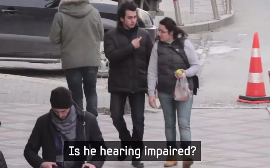 Neighbourhood Learns Sign Language To Surprise Deaf Neighbor