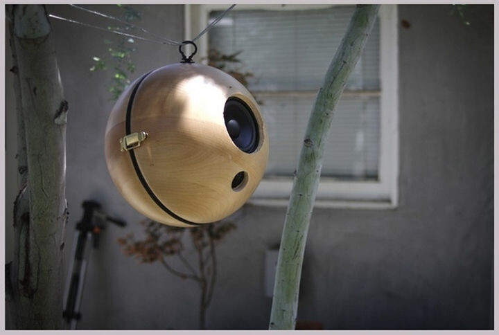 3) Turn salad bowls into retro wireless outdoor speakers