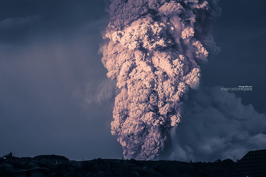 20 Breathtaking Pics Of Volcano Eruption In Chile