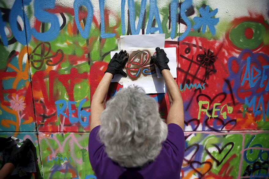 The organization lets senior citizens create their own street art stencils…