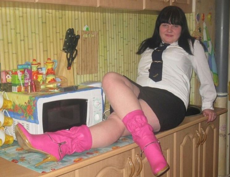 19 Dating Profiles That Could Only Come Out Of Russia