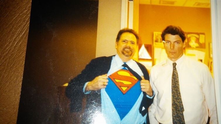 14. The dad who did this when he met Christopher Reeves. 