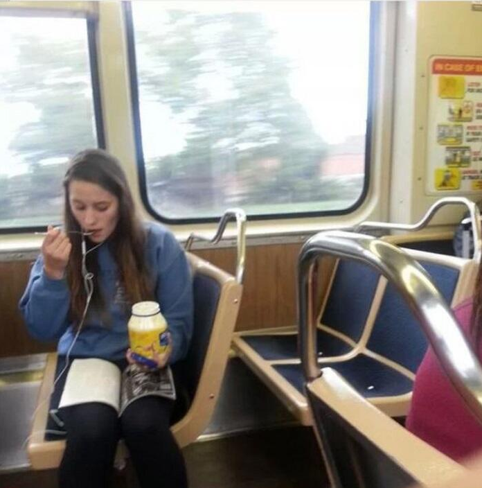 Mayonnaise on public transit? Sure!