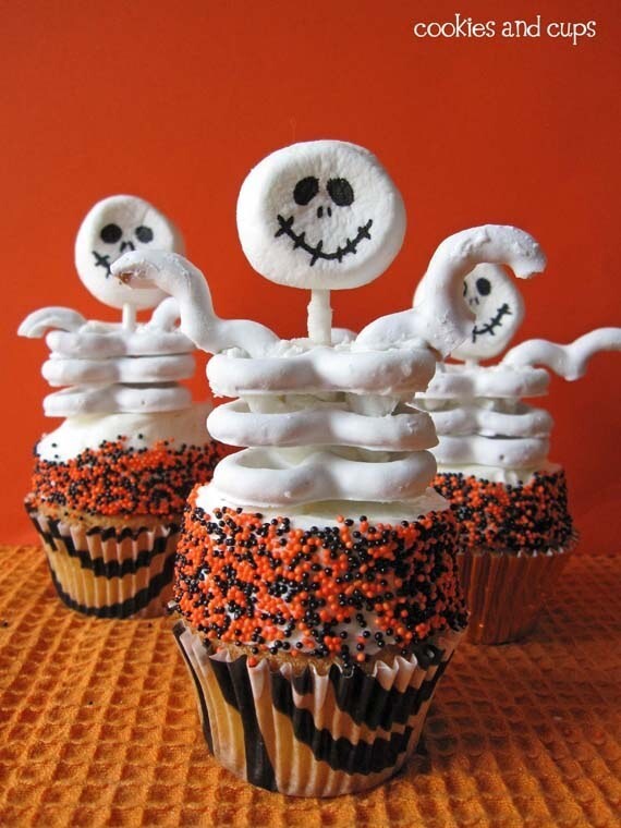 Skeleton Cupcakes