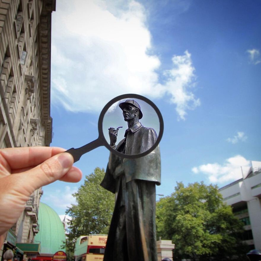 Sherlock Holmes Statue, London