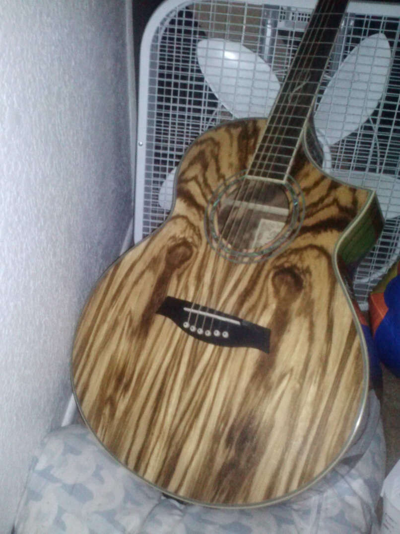 21. This is the saddest guitar you've ever seen