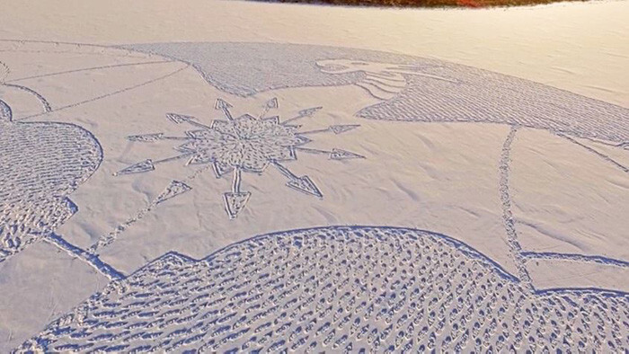 Artist Walks All Day In Siberia To Create Giant Snow Dragon Mural
