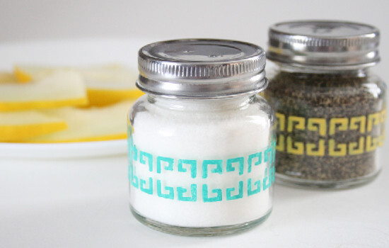 Customize a set of super-cute salt and pepper shakers.