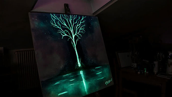 This Artist Paints With Light And It Looks Dazzling