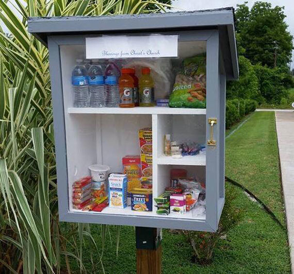 The project now has more than 10,000 fans on Facebook* and little pantries are popping up in other locations