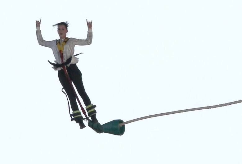 10. Katy Perry – Bungee Jumping