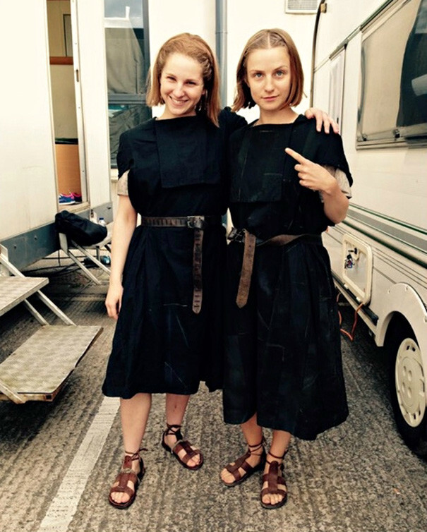 #9 Faye Marsay With Her Stunt Double Casey Michaels On The Set Of Game Of Thrones