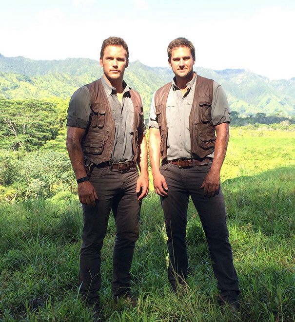 #26 Chris Pratt And His Stunt Double Tony Mcfarr On The Set Of Jurassic World