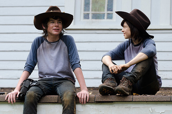 #22 Chandler Riggs And His Stunt Double Jessica Merideth On The Set Of Walking Dead