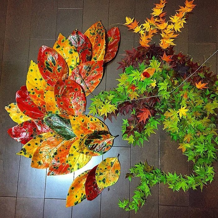 Japanese Are Going Crazy About The Fallen Leaves, Turns Them Into Art