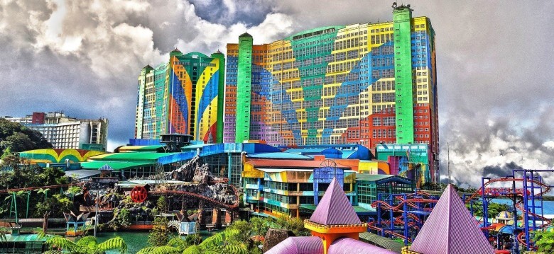 15. Malaysia’s First World Hotel