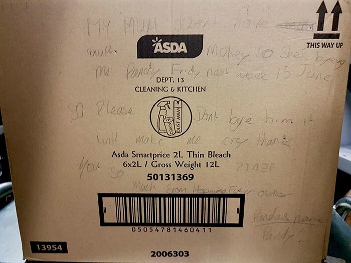 When the Asda supermarket staff noticed the note, they tracked Leon down and invited him back to the store…