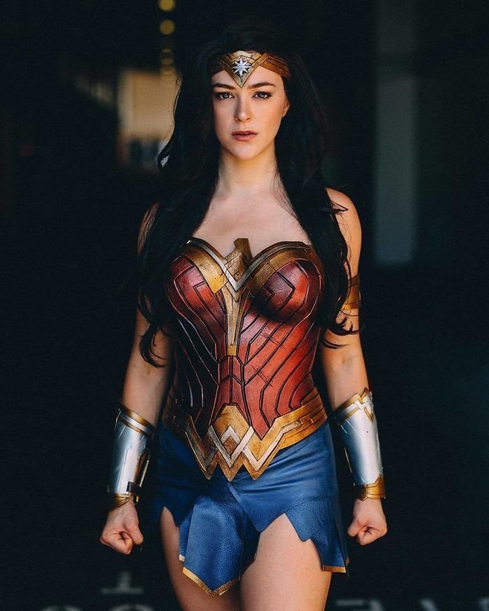 #16 Wonder Woman, Dc